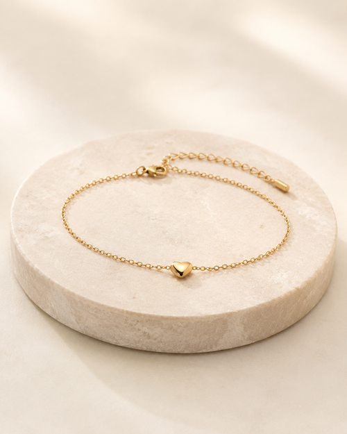 Bracelet Cœur Secret — bracelet Elora sur fond ivoire